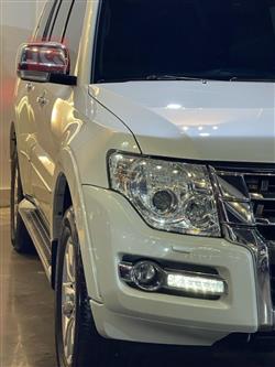 ميتسوبيشي باجيرو